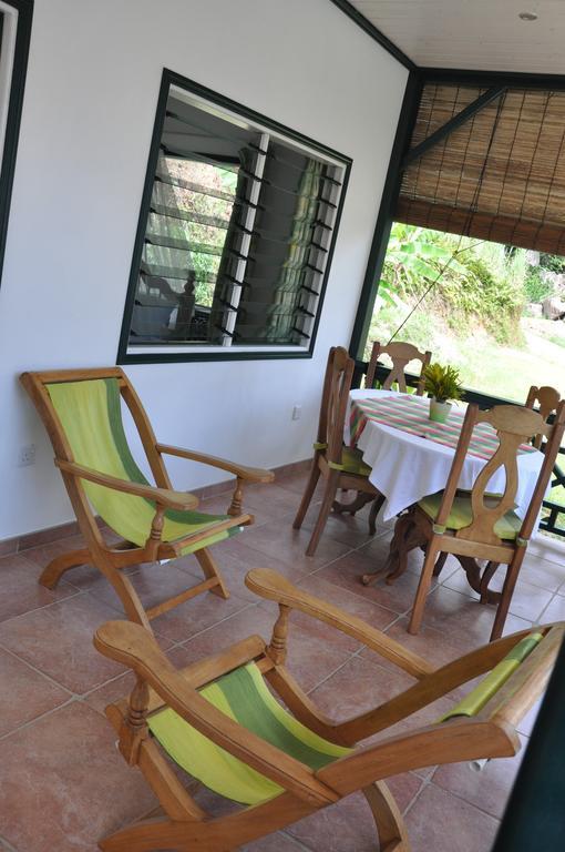 La Bel Zilwaz Guesthouse ลาดิก ภายนอก รูปภาพ