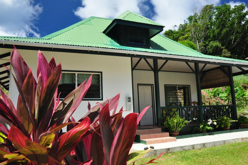 La Bel Zilwaz Guesthouse ลาดิก ภายนอก รูปภาพ