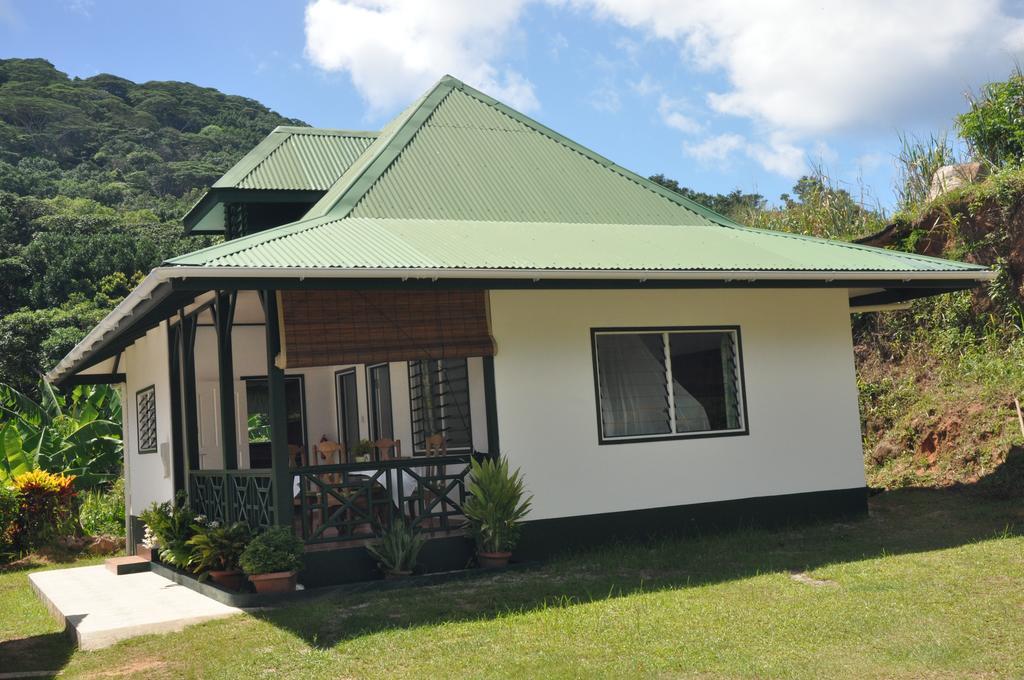 La Bel Zilwaz Guesthouse ลาดิก ภายนอก รูปภาพ