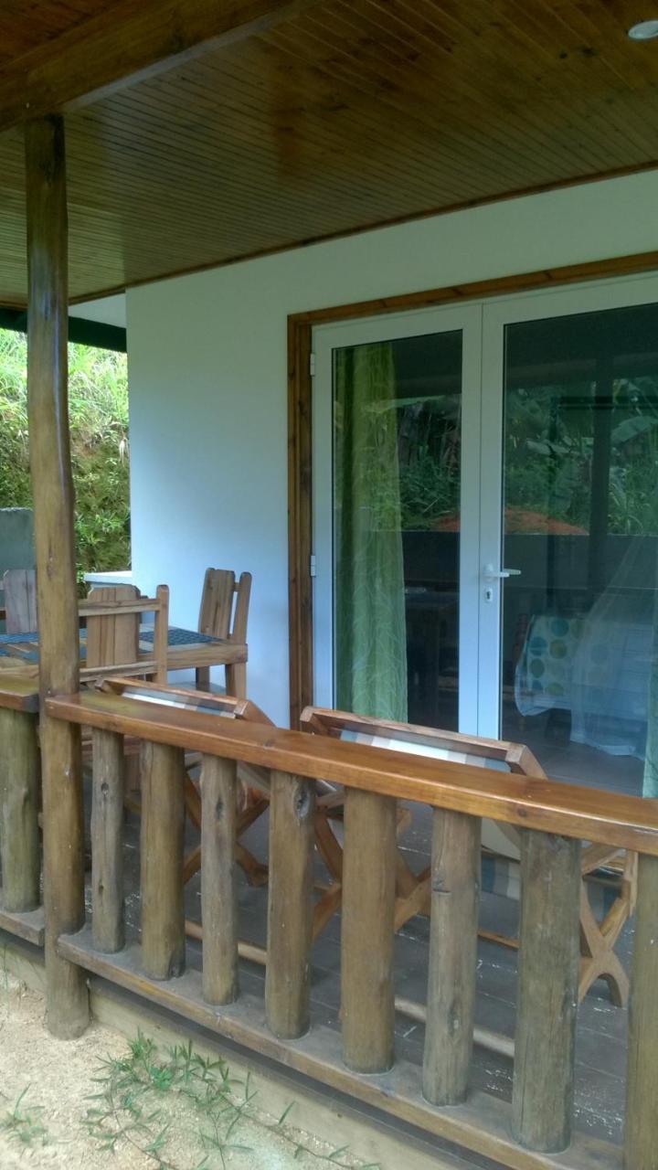 La Bel Zilwaz Guesthouse ลาดิก ภายนอก รูปภาพ